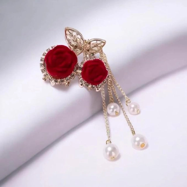 Floral Hair Clutcher – Red Rose, Golden Butterfly & Pearl Danglers